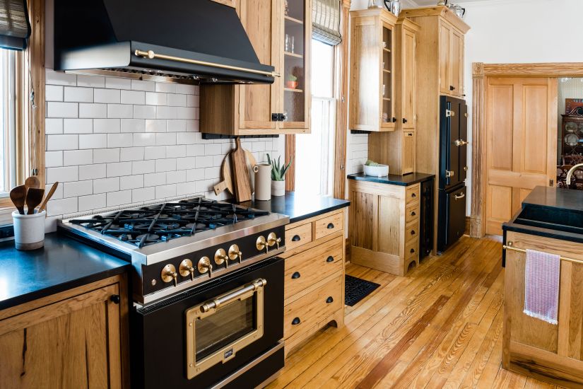 Classic Collection in Matte Black with Brushed Brass Trim