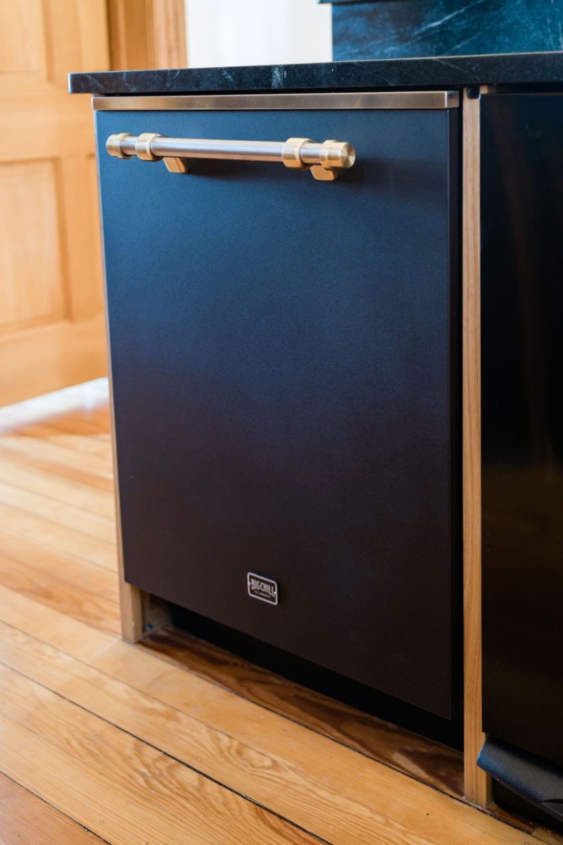 Classic Collection in Matte Black with Brushed Brass Trim
