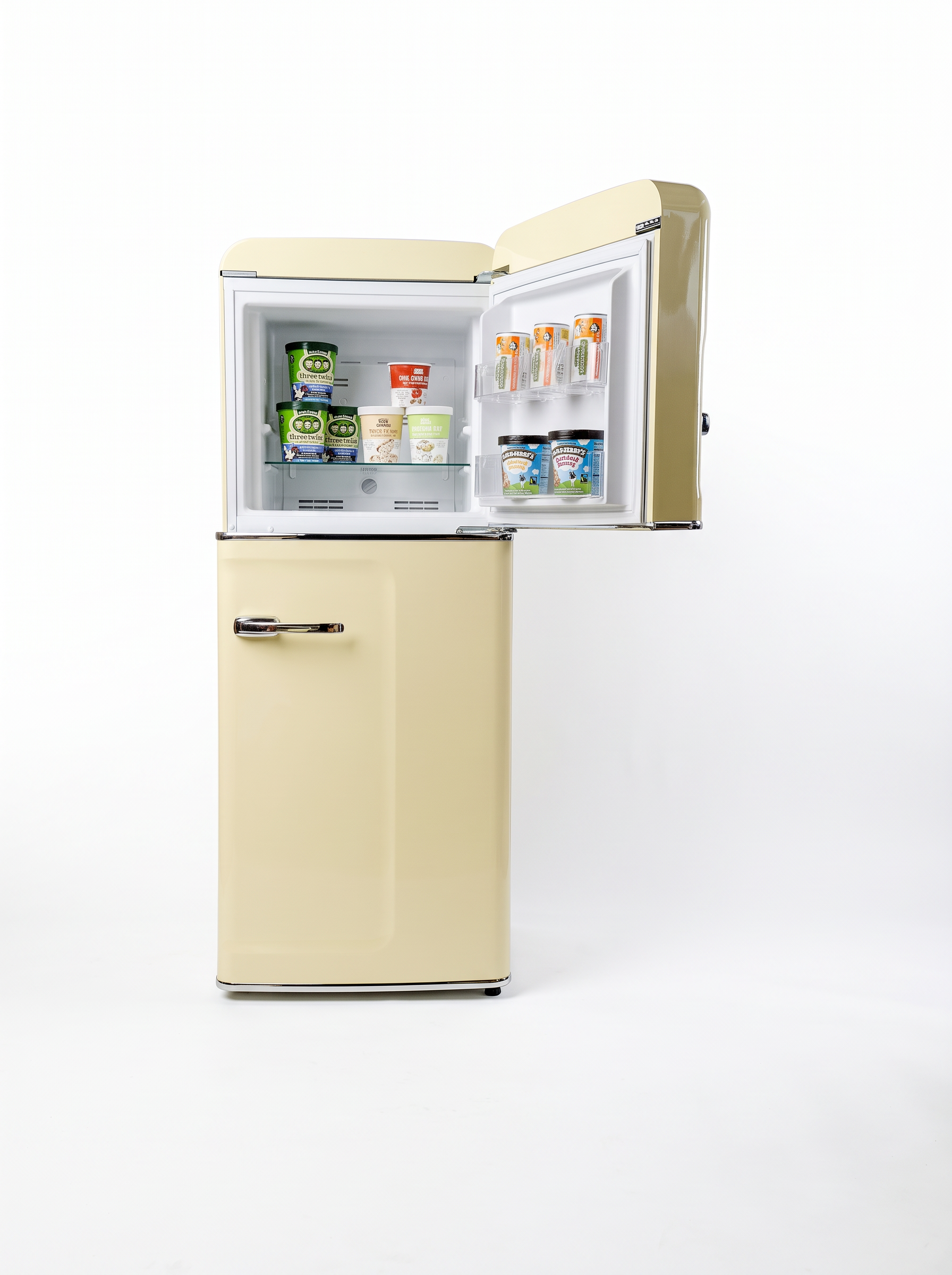 Slim Fridge Retro Collection Interior Freezer 2